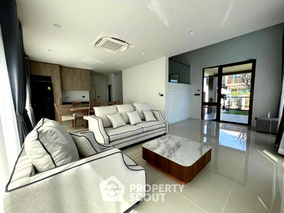 Houses for rent Bangkok : 4-BR House in Hua Mak (ID 3396075)