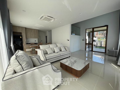4-BR House in Hua Mak (ID 3396075)