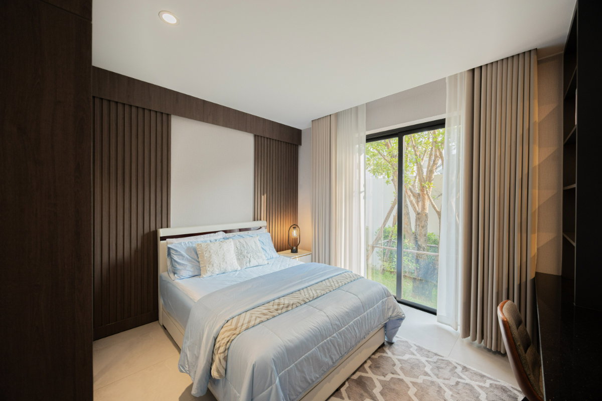 รูป Pool Villa 2 ชั้น บ้านหรูสไตล์โมเดิร์น พร้อมสระว่ายน้ำในตัว ใกล้เซ็นทรัลแอร์พอร์ตและสนามบิน #A8-V0051 - รูปที่ 17/26