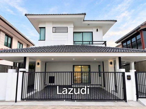 Baan Fah Greenery Modern Two-Storey House for Sale
