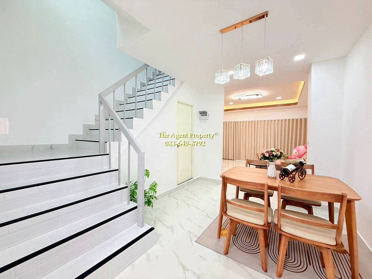 รูป ขายทาวน์เฮ้าส์ หมู่บ้านจิรธร รามคำแหง 152 สะพานสูง รีโนเวทใหม่ 16 ตร.ว. 2 นอน 2 น้ำ ของแถมครบ พร้อมอยู่ ราคา 2.19 ล้าน ฟรีโอน - รูปที่ 5/17