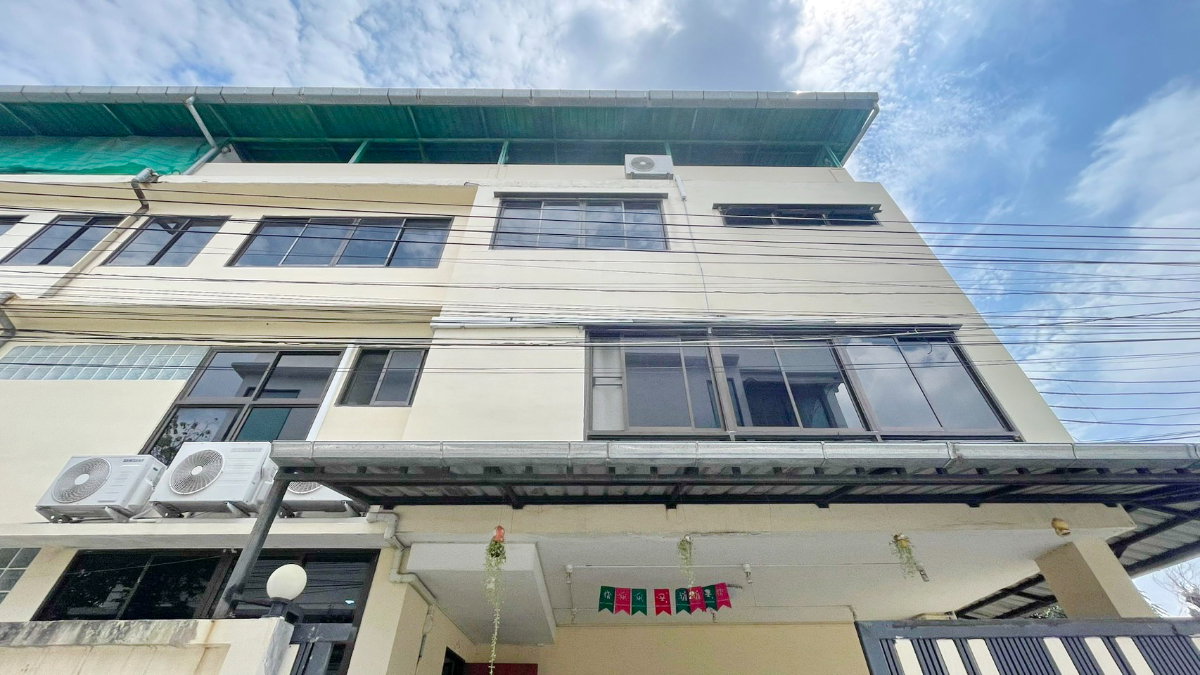 รูป ให้เช่า บ้านเดี่ยวขนาดใหญ่ 4 ชั้น หลังมุม ข้างCentral แจ้งวัฒนะ28 - รูปที่ 3/34