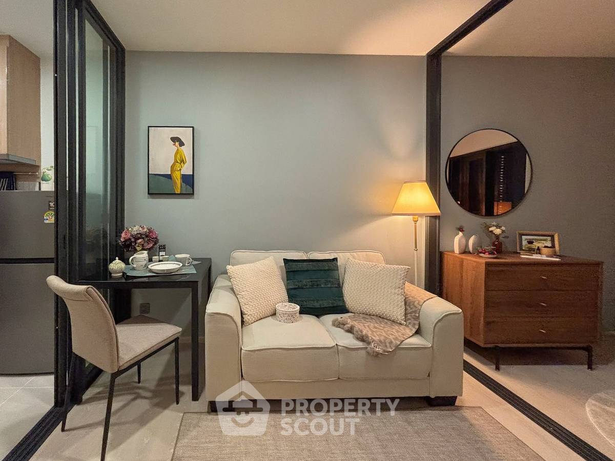 รูป คอนโด 1 ห้องนอน ชั้น 15 Life Charoennakhon-Sathorn ใกล้ BTS กรุงธนบุรี (ID 3397469) - รูปที่ 2/19
