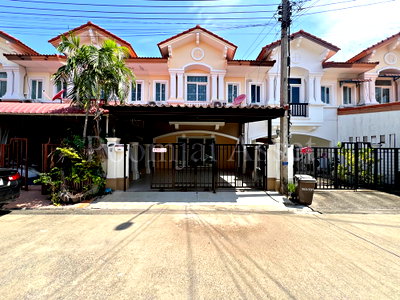 Townhouses for sale : The Connect 7/1 Don Mueang–Vibhavadi 