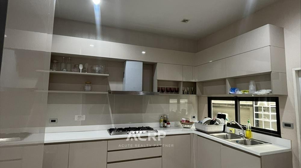 รูป บ้านหรูขาย ลาดพร้าว 112 | บ้านเดี่ยว 3 ชั้น 7 ห้องนอน | ใกล้ Town in Town | เอกมัย–ลาดพร้า - รูปที่ 5/12