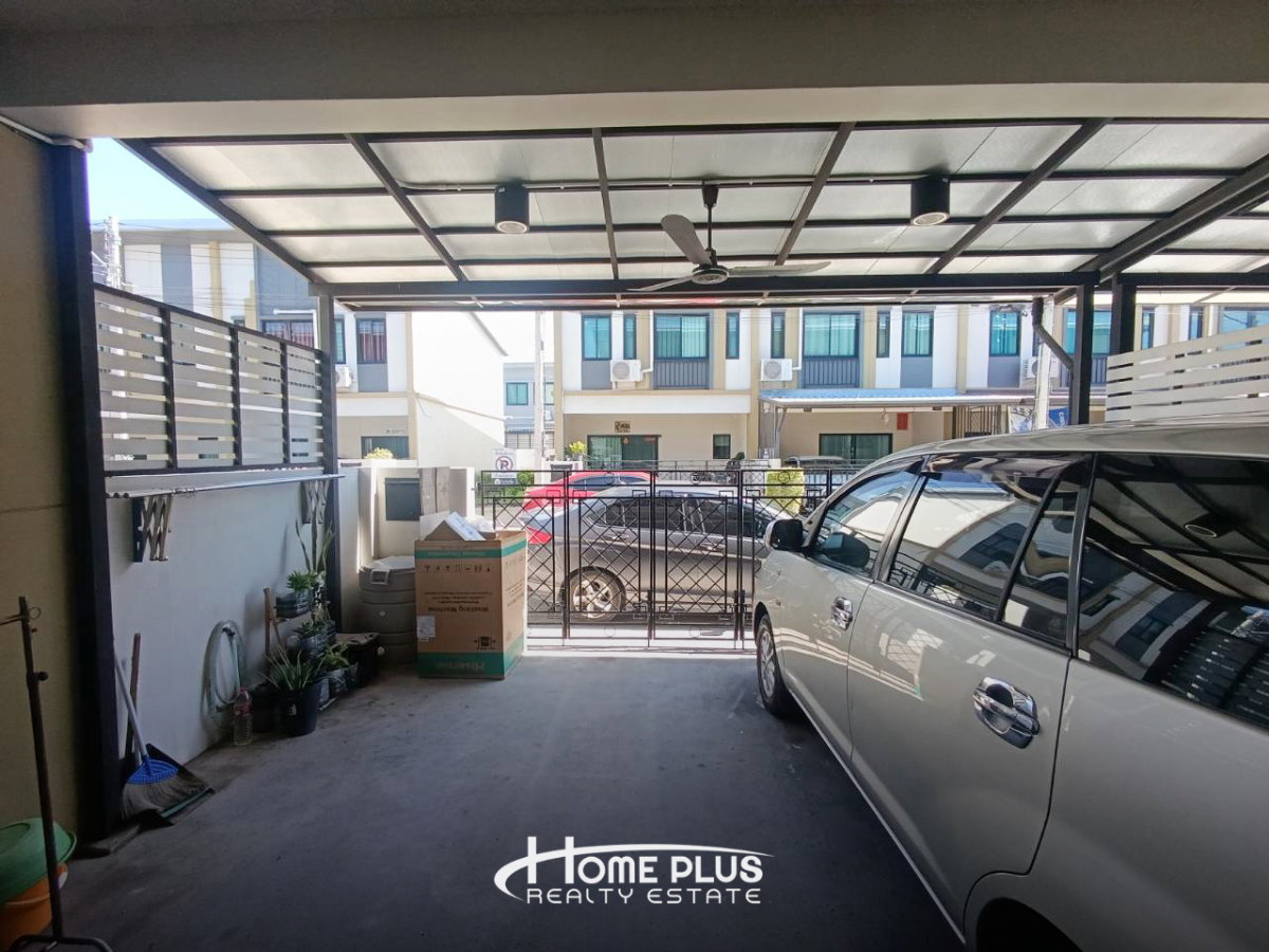 รูป 🏡 ขายทาวน์โฮมหลังริม หมู่บ้านนิวยอร์ก รังสิต คลอง 4 พร้อมผู้เช่า ทำเลศักยภาพ ใกล้ฟิวเจอร์พาร์ค - รูปที่ 3/17