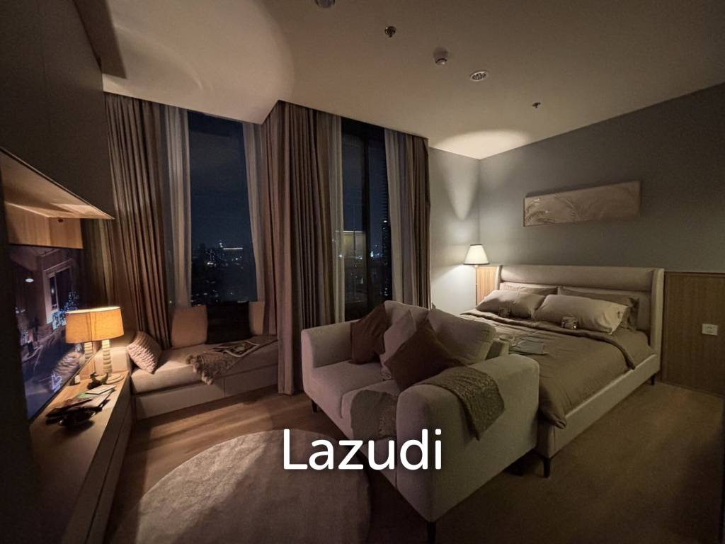 picture Noble Form Thonglor: 32.86 sqm City-View Condo in Bangkok - 1/13