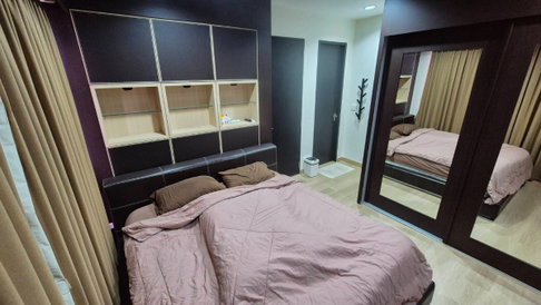 negotiable - 1B1B 50 Sq.m. Conner Unit. Owner-occupied with high-end finishes and quality materials throughout