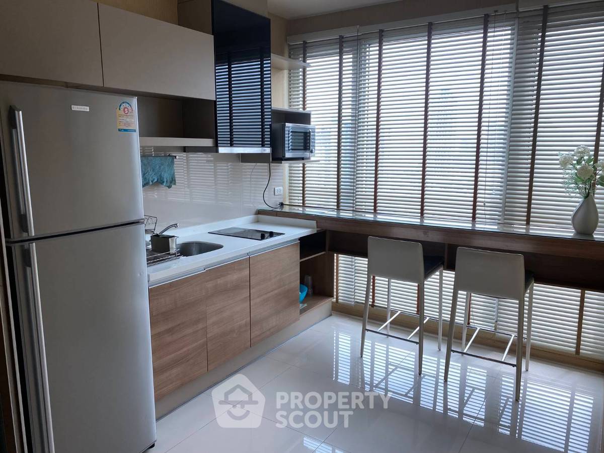 รูป คอนโด 1-ห้องนอน ที่ ริธึ่ม สุขุมวิท 50 ใกล้ BTS อ่อนนุช (ID 2355816) - รูปที่ 2/8