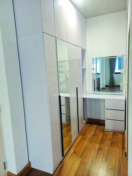 picture 			detached home office for rent 5bed 3-story MRT BangRakYai 600m. Ratchaphruek-Bang Rak Noi area. Feat           - 4/8