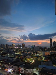 Spacious 2-BR 183 Sqm At Pattaya Klang Center Point Condominium (ID 3399834)