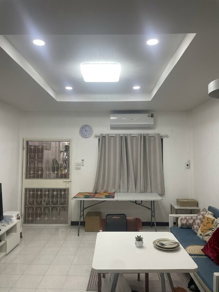 รูป 96247 - ขายทาวน์เฮ้าส์ 2 ชั้น หมู่บ้านเลิศอุบล (Lert Ubon Watcharapol) ซอย 8 ห้าแยกวัชรพล 3 ห้องนอน ใกล้ตลาดจินดา ตกแต่งพร้อมอยู่ น้ำไม่ท่วม - รูปที่ 9/9