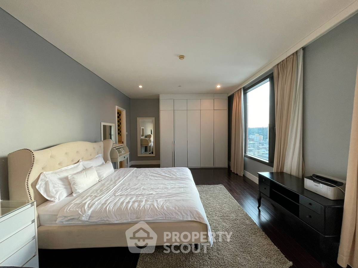picture 3-BR Condo at Aguston Sukhumvit 22 near MRT Queen Sirikit National Convention Centre (ID 3260610) - 10/27