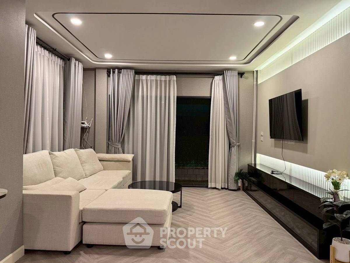 รูป บ้าน 4-ห้องนอน ที่ เซนโทร พระราม 2-พุทธบูชา ใน ท่าข้าม (ID 3398741) - รูปที่ 3/29