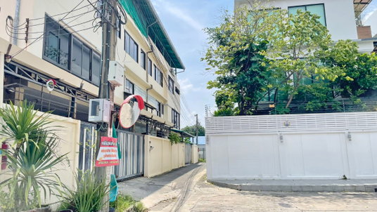 รูปภาพ ให้เช่า บ้านเดี่ยวขนาดใหญ่ 4 ชั้น หลังมุม ข้างCentral แจ้งวัฒนะ28