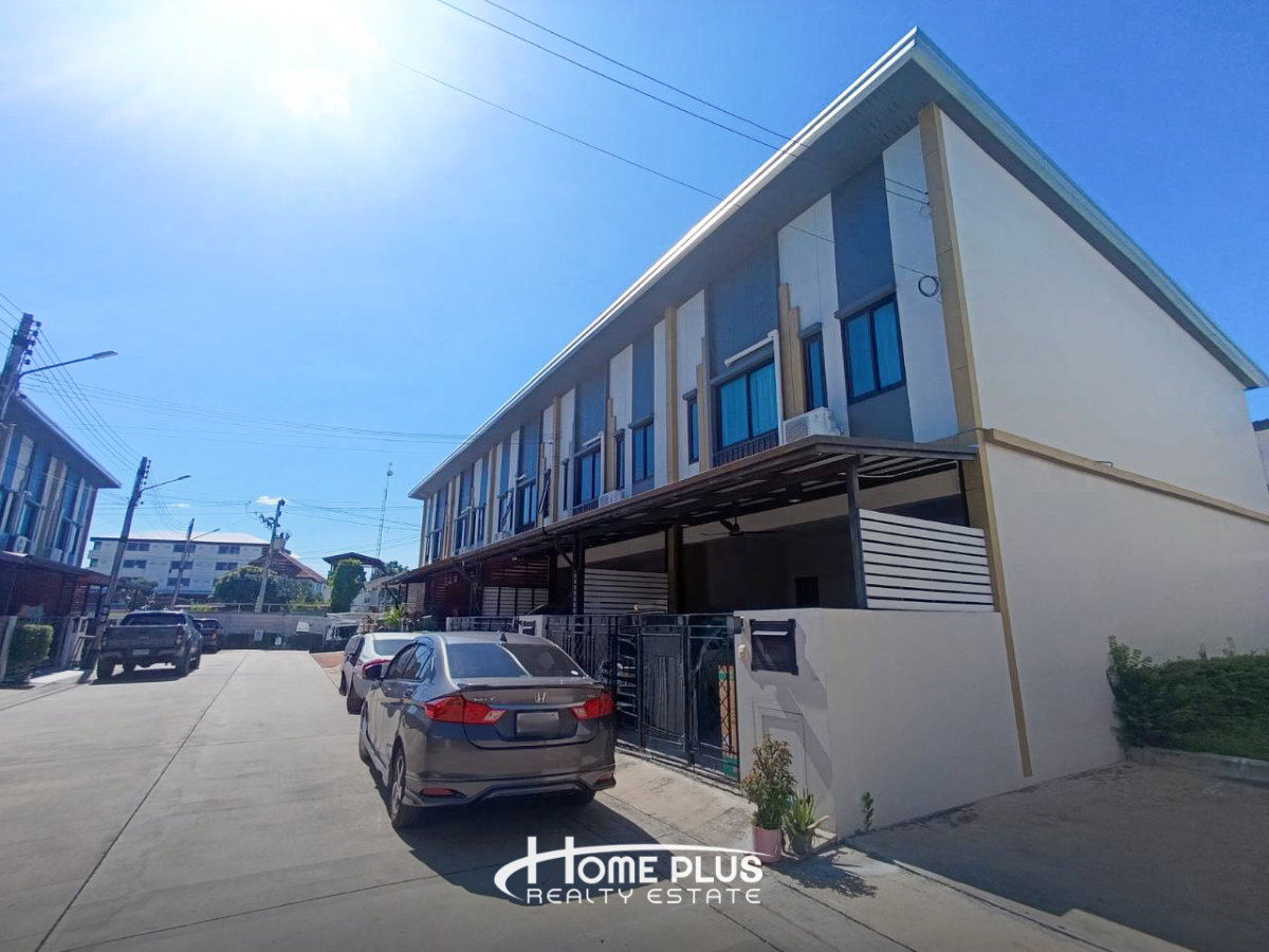 รูป 🏡 ขายทาวน์โฮมหลังริม หมู่บ้านนิวยอร์ก รังสิต คลอง 4 พร้อมผู้เช่า ทำเลศักยภาพ ใกล้ฟิวเจอร์พาร์ค - รูปที่ 2/17
