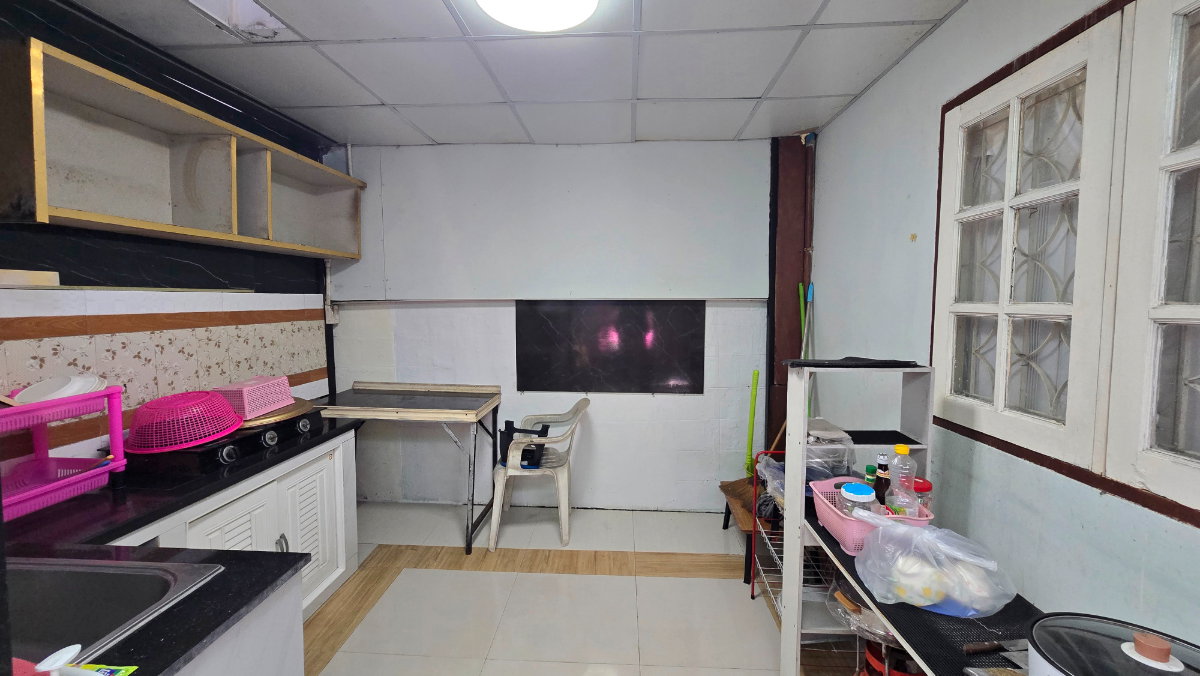 รูป ทาวน์เฮ้าส์2ชั้น หลังริม พท.21 ตร.ว หมู่บ้านบัวหลวง1 หนามแดง ใกล้เมกาบางนา ถนนบัวนครินทร์ บางพลี สมุทรปราการ - รูปที่ 12/23