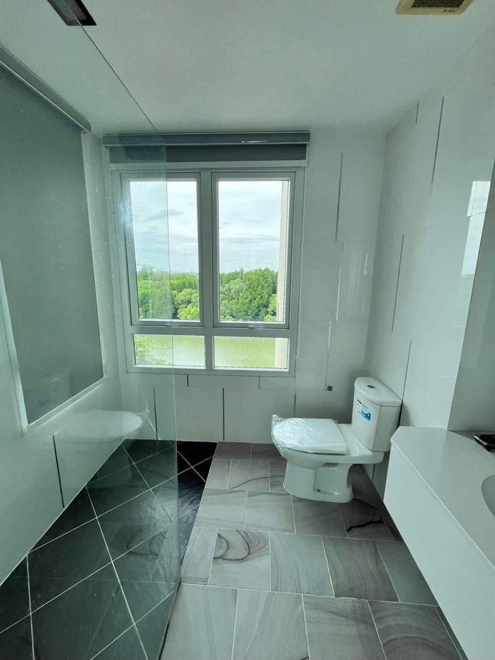 picture ð Condo for rent at The Ultimate River Beach, located right by the sea at Saeng Chan Beach, Rayong. - 6/16