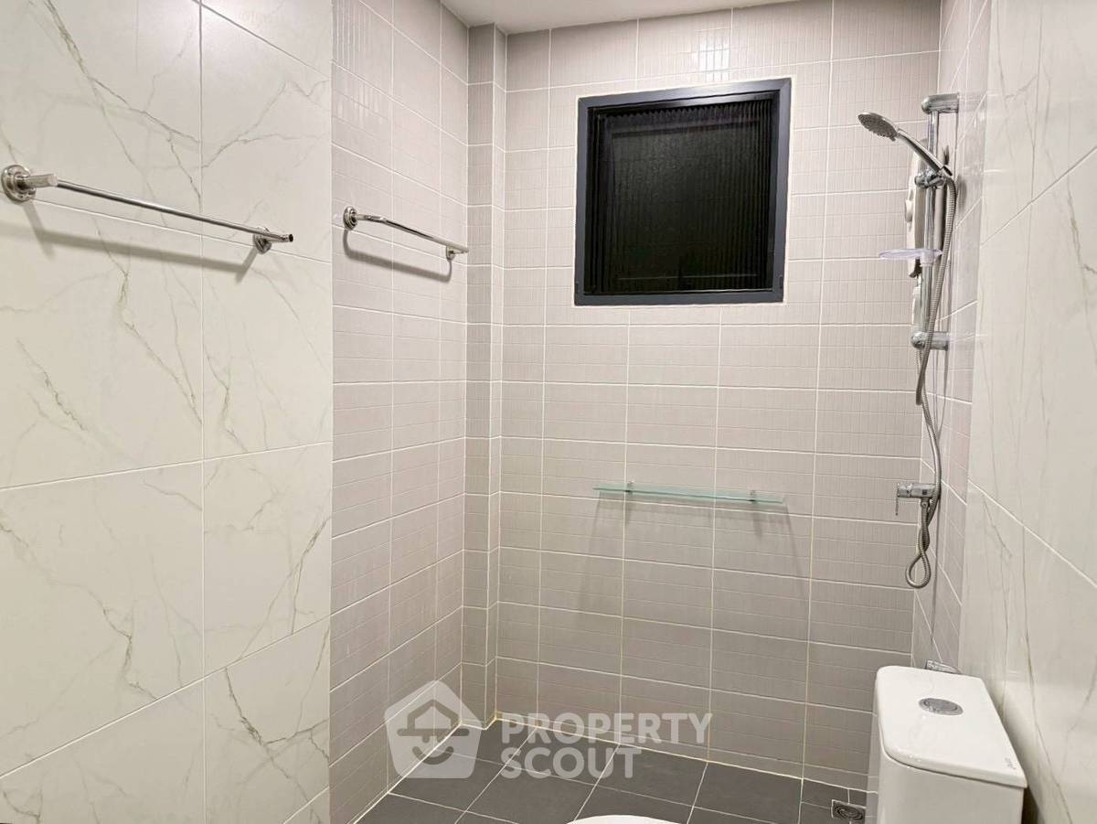รูป บ้าน 4-ห้องนอน ที่ เซนโทร พระราม 2-พุทธบูชา ใน ท่าข้าม (ID 3398741) - รูปที่ 23/29