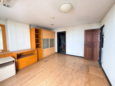 Supalai Place Sukhumvit 39 | Unbeatable Deal! THB 6.99M Only 25th Fl. Tower B, Heart of Phrom Phong # AS-7940