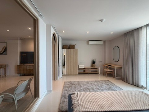 picture Beachfront Jomtien condo renovated only 30k THB - 16/18