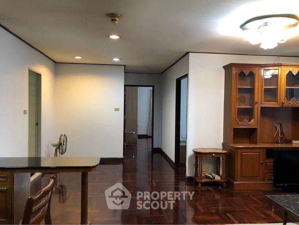 picture High-Floor 3-BR At Richmond Palace Near BTS Phrom Phong (ID 635694) - 6/12