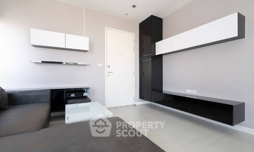 picture 2-BR Condo at The Room Ratchada-Ladprao near MRT Ratchadaphisek (ID 2542481) - 4/15