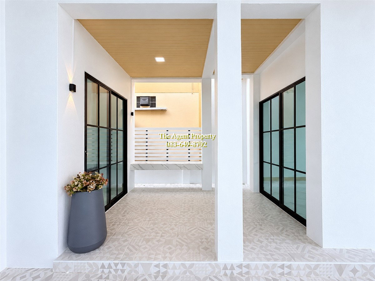 รูป ขายบ้าน 2 ชั้น หมู่บ้านอมรทรัพย์ เลียบวารี 25 หนองจอก เนื้อที่ 24.4 ตร.ว. 4 ห้องนอน 2 ห้องน้ำ จอดรถ 1-2 คัน หลังบ้านโล่ง ราคา 2.35 ล้าน - รูปที่ 15/17