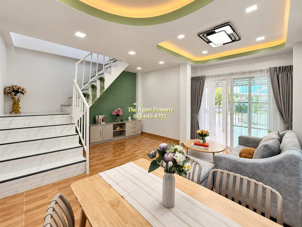 รูป ขายทาวน์เฮ้าส์ หมู่บ้านอมรทรัพย์ เลียบวารี 25 หนองจอก 24.3 ตร.ว. 4 ห้องนอน 2 ห้องน้ำ มีห้องนอนชั้นล่าง เฟอร์ครบ พร้อมอยู่ ฟรีโอน 2.35 ล้าน - รูปที่ 8/18