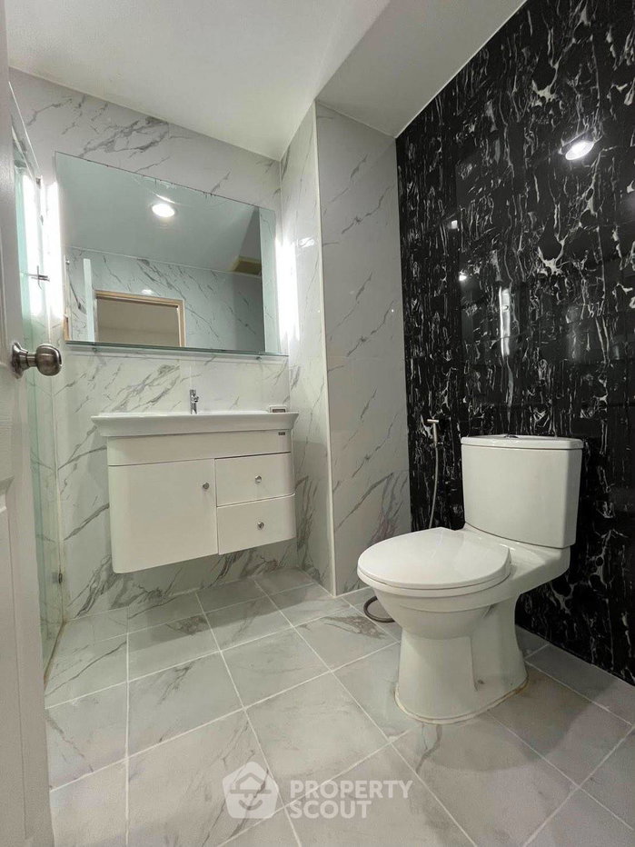 picture 1-BR Condo at Life @ Ratchada-Huaikwang near MRT Sutthisan (ID 3399758) - 15/20
