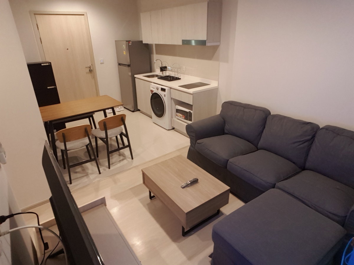 รูป == Life One Wireless 45 Sq.m. for SALE == - รูปที่ 3/4