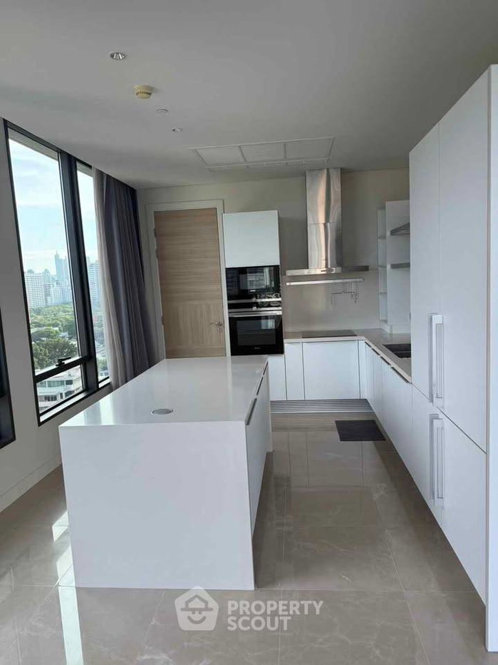 picture 2-BR Condo at Sindhorn Residence near BTS Ratchadamri (ID 3399452) - 3/18