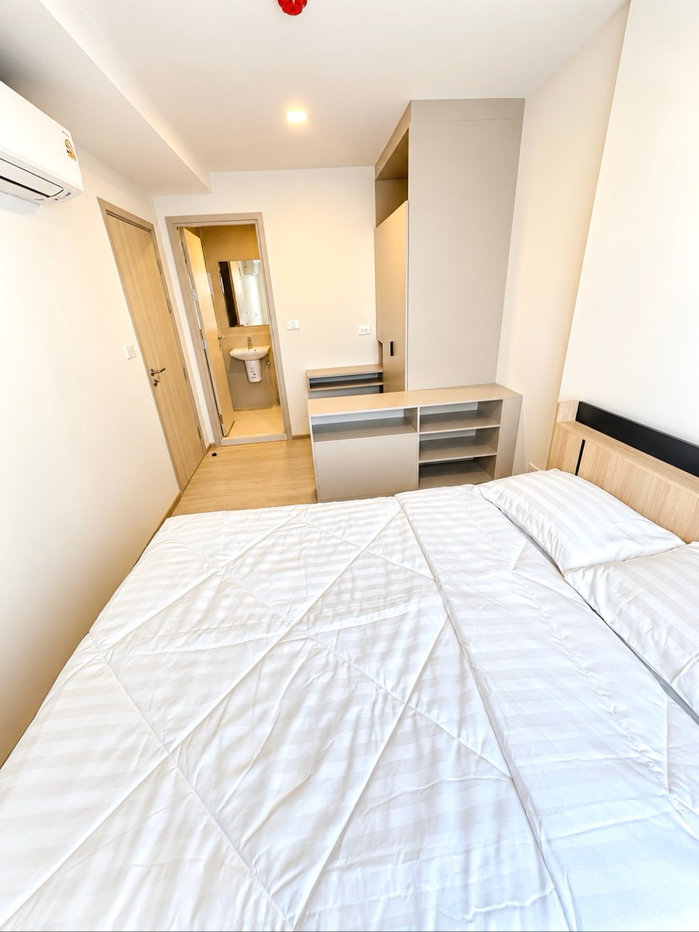 picture New condo for rent, fully furnished. - 9/13