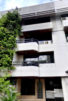 เช่าทาวน์โฮม ถนนสุขุมวิท : LTH16333 - Commercial Townhouse for Rent | Thonglor Soi 7 | 450 Sq.m. | 6 Beds/Offices | 4 Baths | 150K/Month