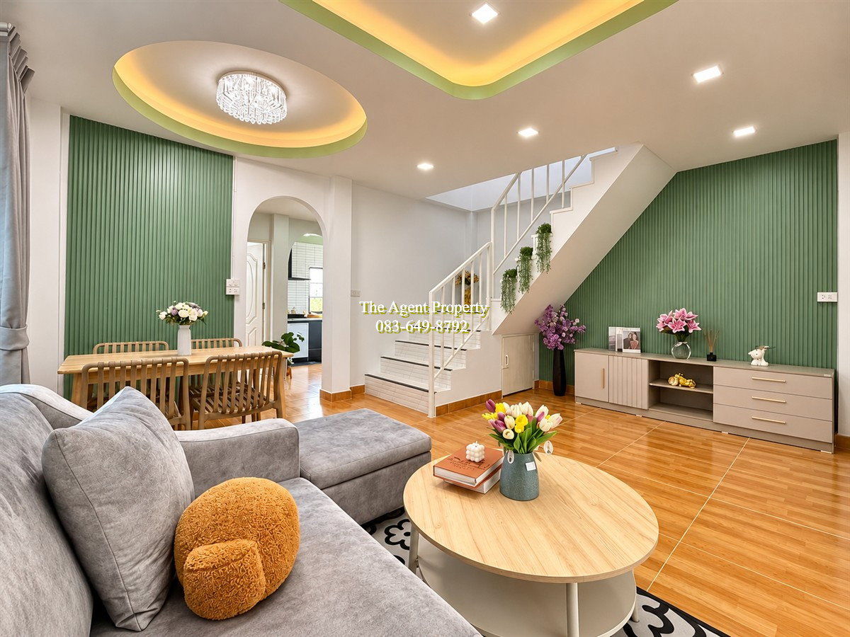 รูป ขายทาวน์เฮ้าส์ หมู่บ้านอมรทรัพย์ เลียบวารี 25 หนองจอก 24.3 ตร.ว. 4 ห้องนอน 2 ห้องน้ำ มีห้องนอนชั้นล่าง เฟอร์ครบ พร้อมอยู่ ฟรีโอน 2.35 ล้าน - รูปที่ 4/18