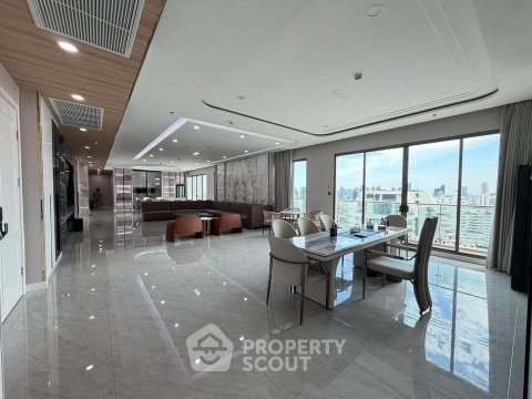 26th-Floor 4-BR 365 Sqm, Supalai Oriental Sukhumvit 39, MRT Phetchaburi (ID 3399671)
