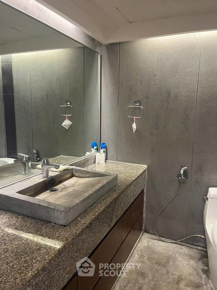 picture 30th-Floor 1-BR At State Tower Condominium Near BTS Saphan Taksin (ID 3401085) - 11/14