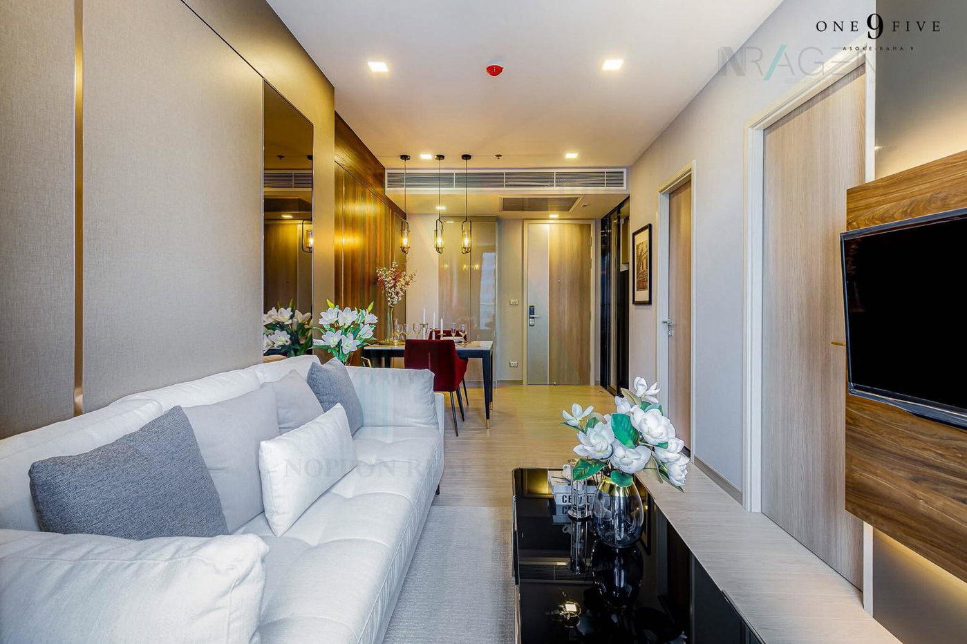 picture For Sell Condo ONE9FIVE ASOKE - RAMA 9 Building A, Floor 10,1 bed room, Room size 41 sqm - 1/8