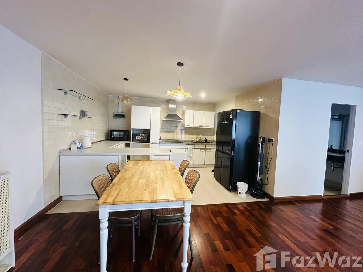 picture Newly renovated unit at Belle Park Residence 6846196 - 6/11