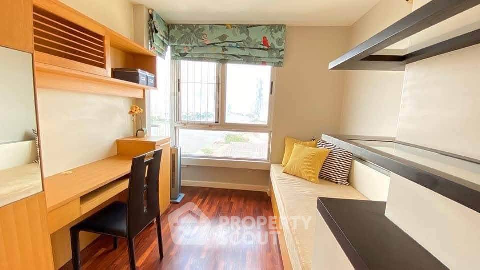 picture 3-BR Condo at River Heaven Chareonkrung in Bang Kho Laem (ID 3399230) - 6/10