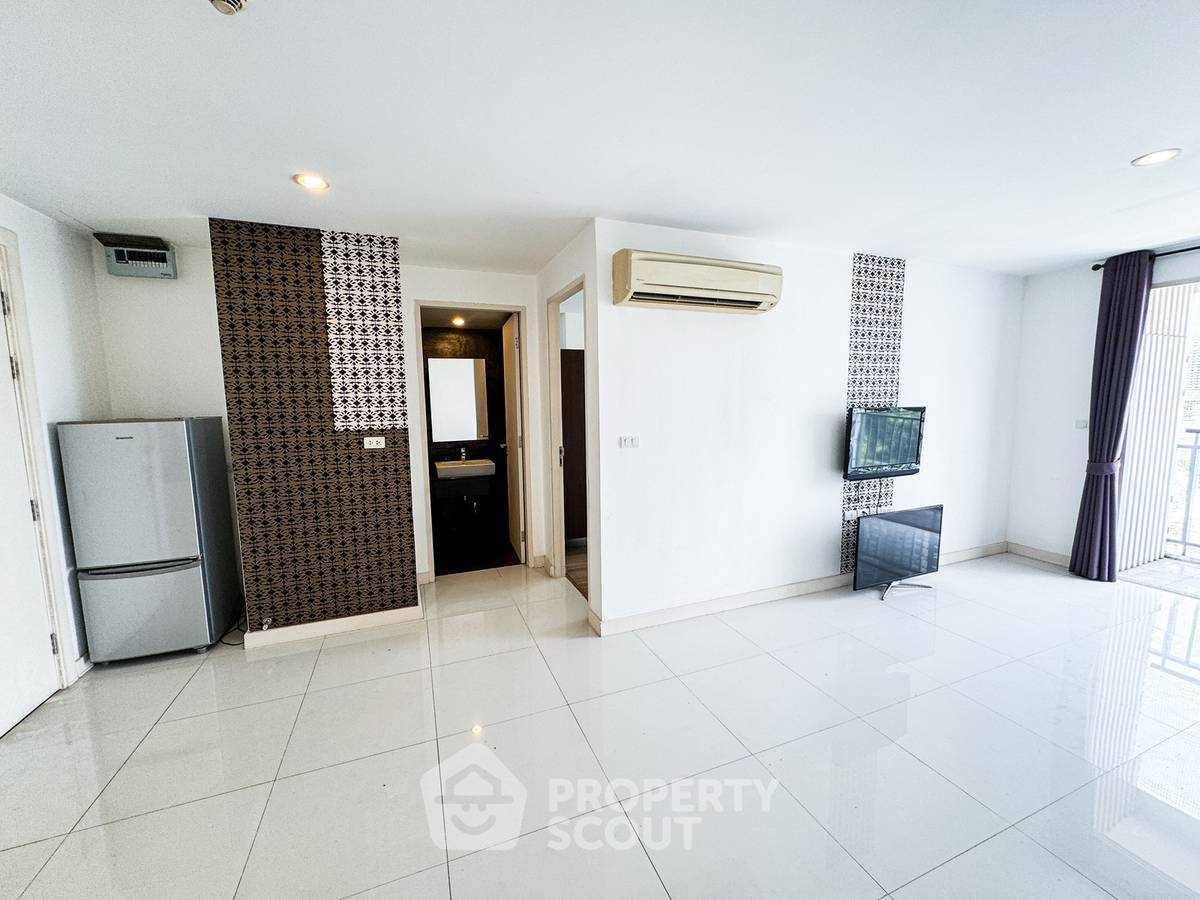 รูป คอนโด 1-ห้องนอน ที่ โว๊ค สุขุมวิท16 คอนโดมิเนียม ใกล้ MRT ศูนย์การประชุมแห่งชาติสิริกิติ์ (ID 3399778) - รูปที่ 3/21