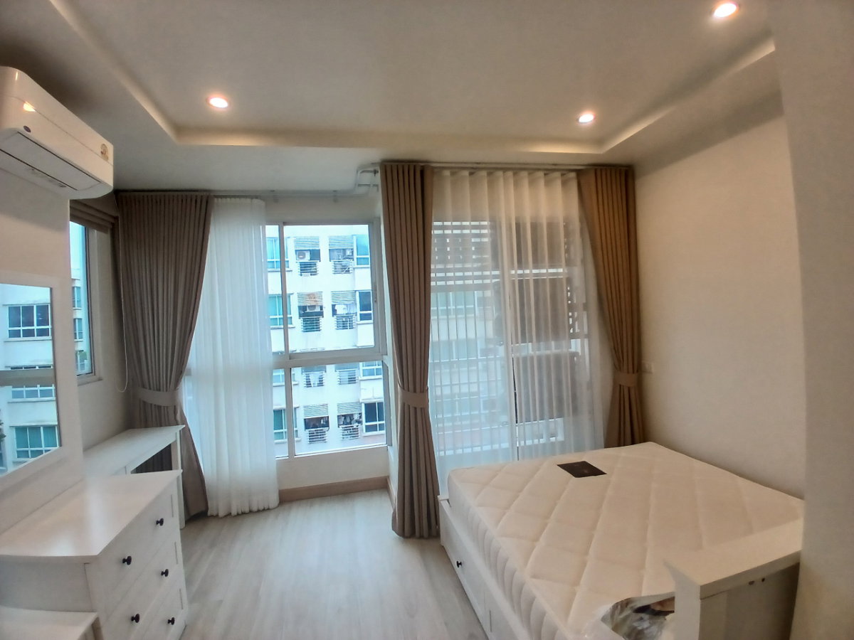 picture Happy Condominium, Lardprao 101, 5th floor, corner room. - 9/20