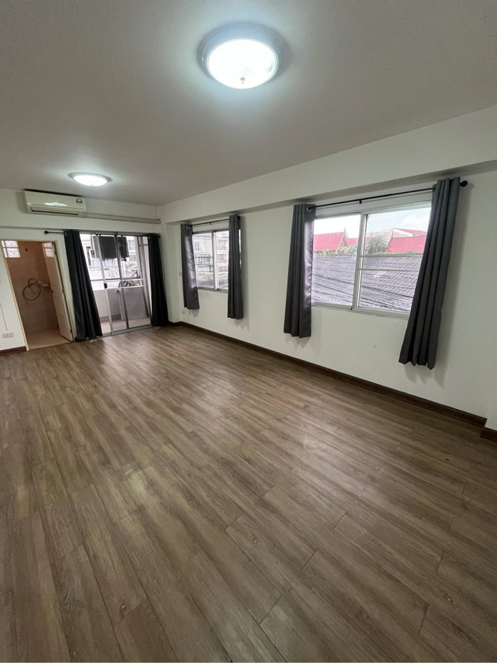 รูป 🏡 ขายคอนโดห้องใหญ่ ทำเลทอง! เดินไป บดินทรเดชา เพียง 8 นาที! 🏫✨ - รูปที่ 12/17