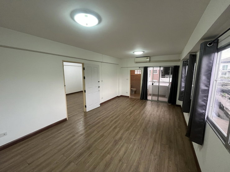 รูป 🏡 ขายคอนโดห้องใหญ่ ทำเลทอง! เดินไป บดินทรเดชา เพียง 8 นาที! 🏫✨ - รูปที่ 11/17
