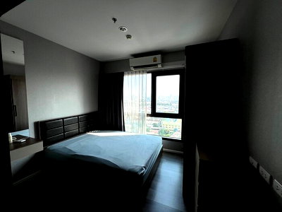ขายคอนโด : 💥รหัส STTP030318S💥 📢📢ขายพร้อมผู้เช่า The Stage Taopoon Interchange (1 Bed 26.7 ตร.ม/2.55 ล้าน) ชั้น 18 ใกล้เกตเวย์ / MRT สนใจ Line ID: @atfirm