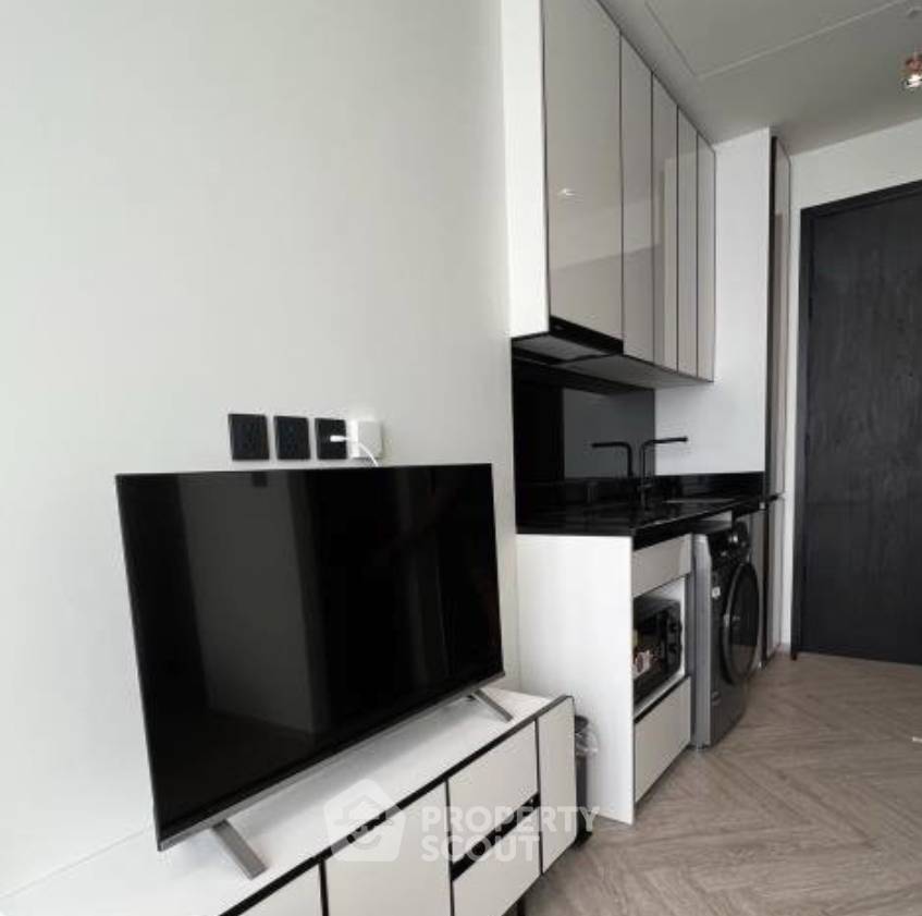 picture 24th-Floor 1-BR Chapter Charoennakhorn Riverside Near BTS Krung Thon Buri (ID 3388256) - 1/9