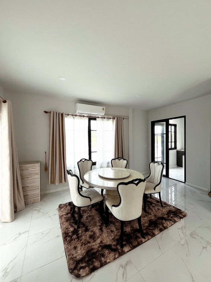 picture 3 Bedrooms, 3 Bathrooms, 2 Parking Spaces | For Rent — Ready to Move In! - 6/17