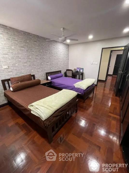 รูป คอนโด 3-ห้องนอน ที่ ดีเอส ทาวเวอร์ 1 ใกล้ BTS พร้อมพงษ์ (ID 1930582) - รูปที่ 3/10