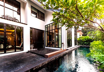 เช่าบ้านเดี่ยว ถนนสุขุมวิท : LTH16329 - Pool Villa for Rent | Thonglor | Near BTS Thong Lo | 85 Sq.wah | 340 Sq.m. | 4 Beds | 4 Baths | 320K/Month