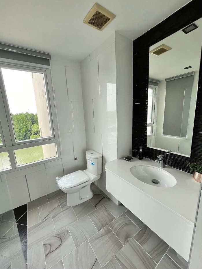 picture ð Condo for rent at The Ultimate River Beach, located right by the sea at Saeng Chan Beach, Rayong. - 7/16
